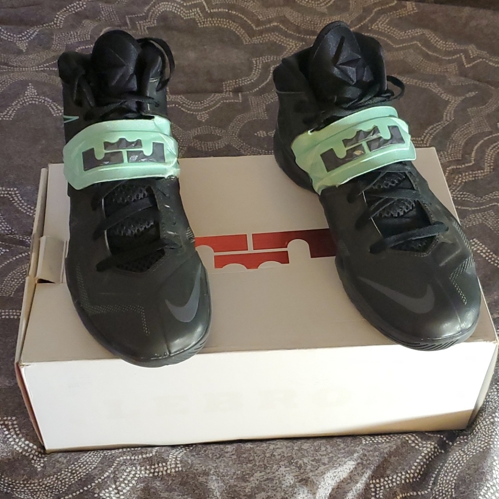 Lebron 7 "mint"
